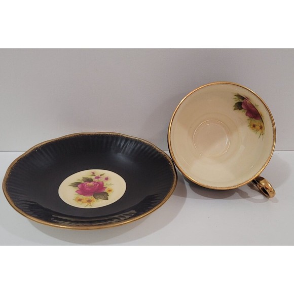 Elizabethan Vintage Rare TeaCup and Saucer Hand Decorated Fine Bone China 1875 - Picture 8 of 9